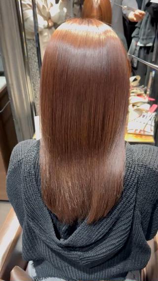 ロング MINX ginza所属・矢津田 侑のヘアスタイル