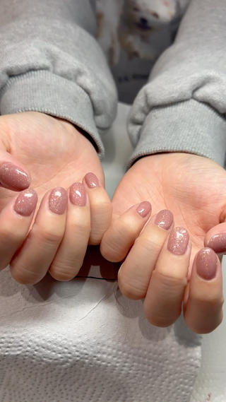 ピンクのキラキララメ

ワンカラーでラメもお選びいただけます 