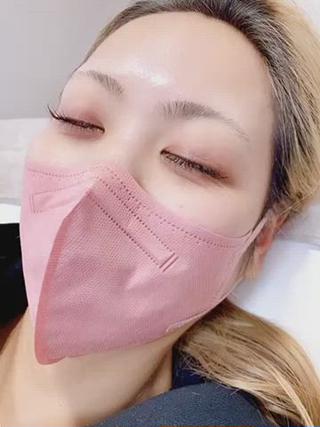 ロングまつ毛さん 