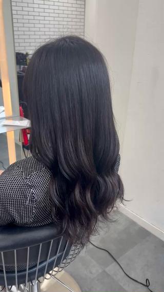 カラー 莉乃/縮毛矯正/髪質 改善/艶カラーのヘアスタイル