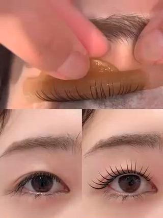 マツエク・マツパ EE.Nail所属・FuFu.Nail 2️⃣番のネイルデザイン