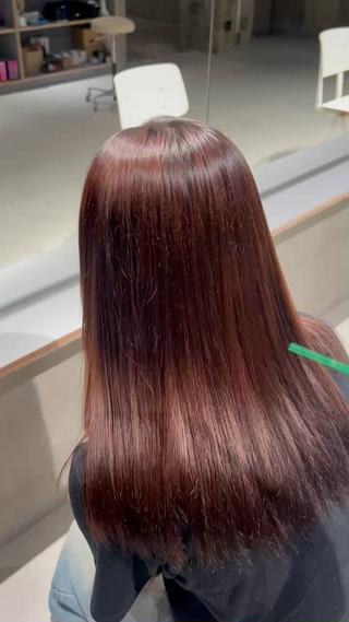 ロング 玉置 七海のヘアスタイル