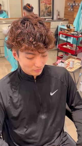 ショート パーマ メンズ ヘアーサロンラムール所属・鴇巣 翼のヘアスタイル