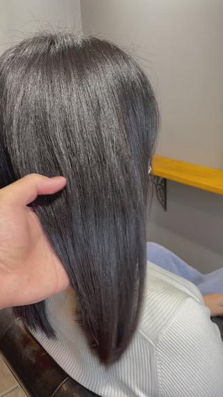セミロング 渡辺俊介 暗髪カラー /美髪矯正/髪質改善のヘアスタイル