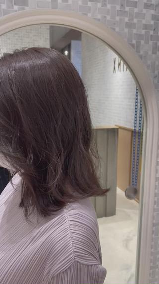 暗めオリーブグレージュ 