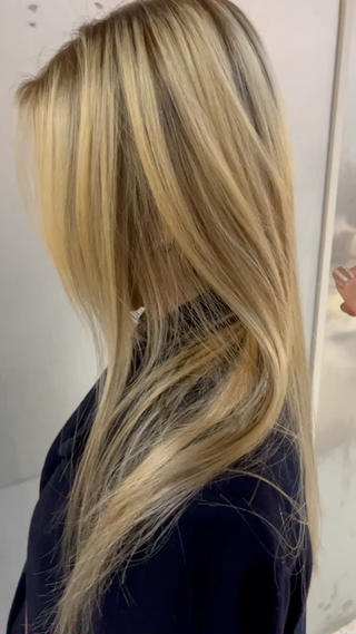ロング カラー 無料カット/ハイ トーンカラー/きらのヘアスタイル