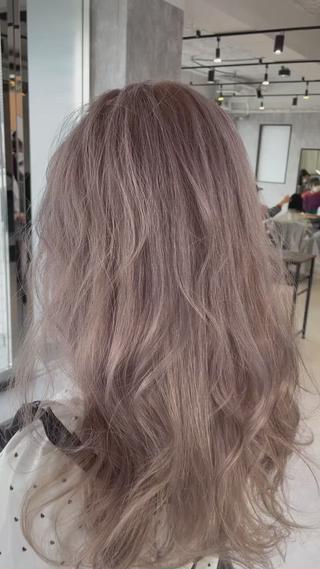 セミロング カラー ALLEN hair 京橋店のヘアスタイル