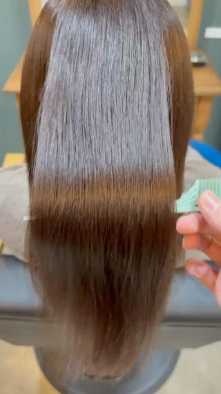 柔らかベージュ️

カラー剤に処理剤を混ぜるだけなので無駄な時間を頂戴することもありません 