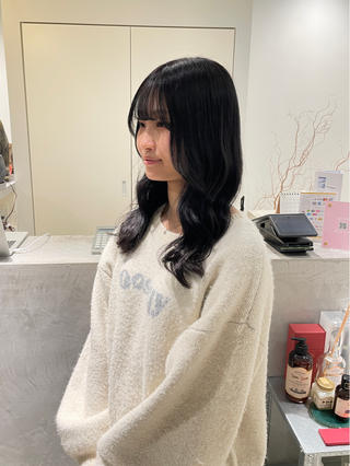 ロング カラー 安西 香利奈のヘアスタイル