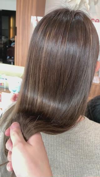 最高級のツヤの体験はストレートメントでお試しください 