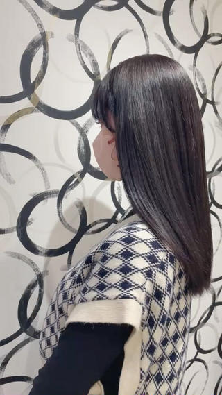 暗めだけど艶カラー人気です 