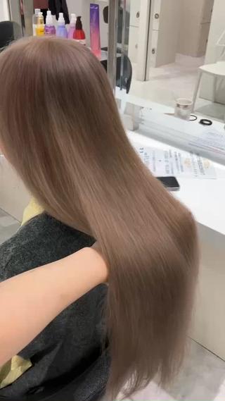 ロング カラー ヘアアレンジ 🫧透明感ブリーチ 似合わせ🫧あい🫧のヘアスタイル