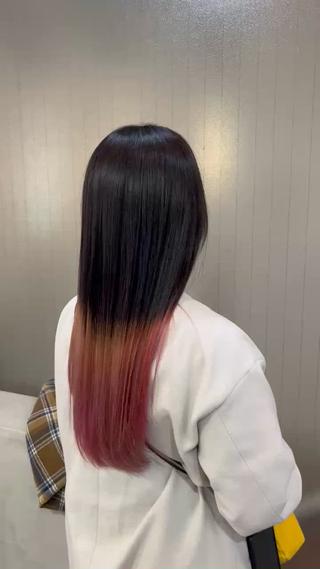 ロング バレイヤージュ 宮本宗嵩のヘアスタイル