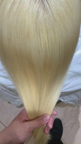 セミロング 髪質改善美容師 鈴木のヘアスタイル