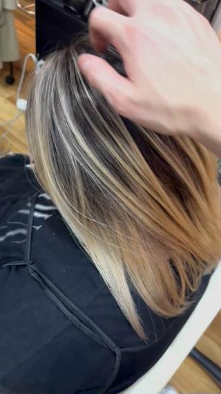 バレイヤージュ

ブリーチ目安2回〜 