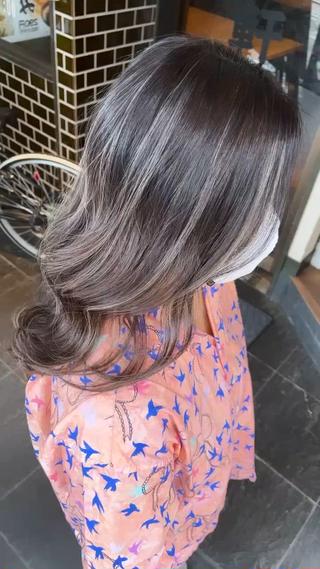 ︎コントラストハイライト︎ 光のあたり方で変化するデザイン 