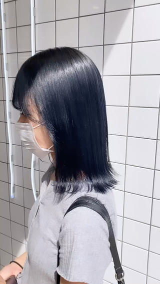 暗いけど透明感のあるカラーにしませんか？
#髪質改善 #トリートメント #八王子駅 #ヘアカラー #デザインカラー #髪質改善トリートメント #ツヤ感 #八王子 #八王子駅 #ZEST #emu #暗髪 #韓国カラー #暗髪カラー#ブルーブラック 
