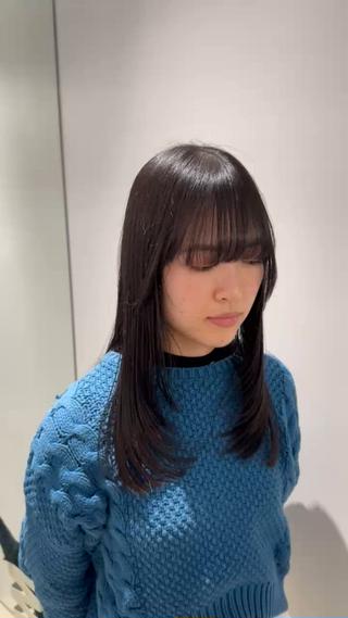 顔周りにレイヤーを入れたロングレイヤースタイルです！！ 