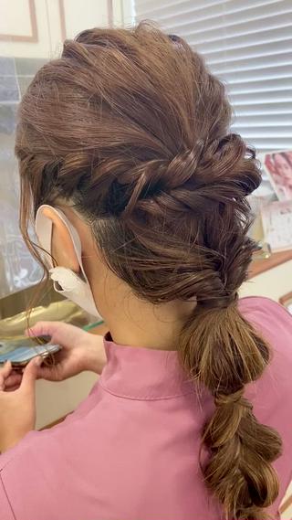 ヘアセット得意ですこなれ感の出る編みおろしスタイル 