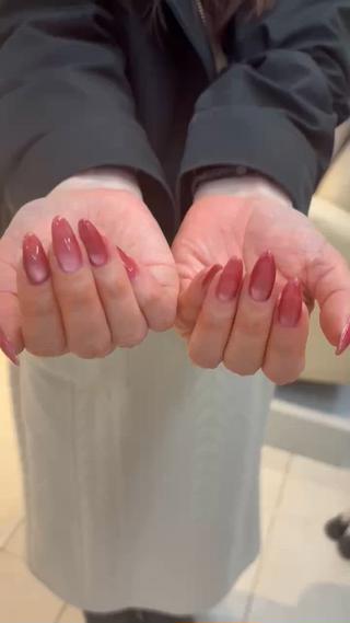 ネイル h △TRIOSのネイルデザイン