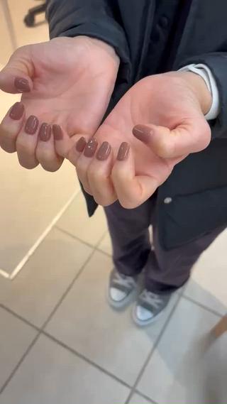 ネイル h △TRIOSのネイルデザイン