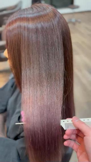 バレイヤージュ履歴を生かしたピンクベージュ️
ピンクの透明感が可愛すぎる 