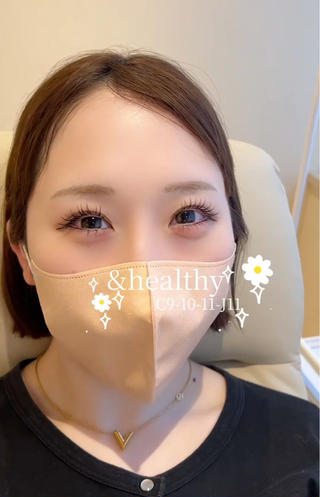&healthyで目元をより綺麗に 