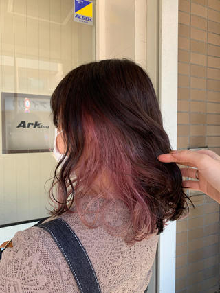 ブリーチ2回必須
クーポンにインナー追加ブリーチ+3300です 