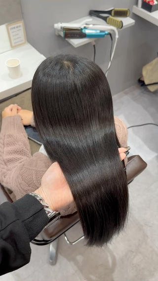 ロング 韓国風✨髪質改善✨ 縮毛矯正✨松浦知奈美のヘアスタイル