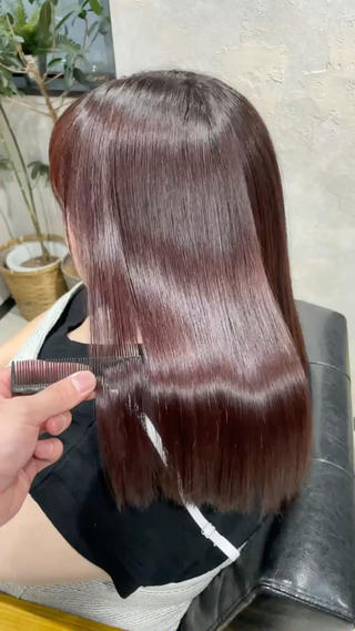 乾かすだけでサラサラ美髪になれる海外発祥のケラチントリートメント
今話題のトリートメント界のHERMES
どんなに傷んでる髪でもハリコシのある美艶髪になれます


下北沢/髪質改善/髪質改善トリートメント/ケラチン/顔周りカット/ケラチントリートメント/イルミナカラー/20代/30代/40代/50代】 