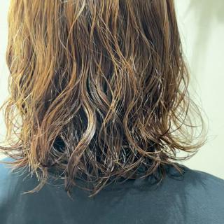 ミディアムパーマ 