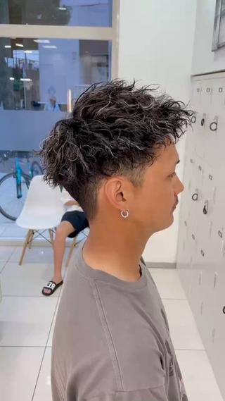 カラー パーマ メンズ 🌟メンズパーマ職人 👑店長👑間宮のヘアスタイル