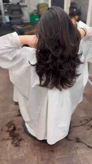 ロング ⚡️ エマ🥑のヘアスタイル