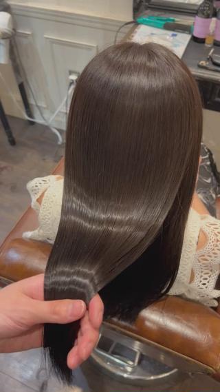 夏におすすめの紫外線対策！
髪質改善トリートメント＋UVケア 