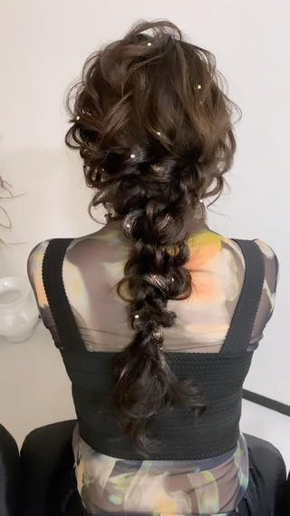 しっかり華やかな編みおろしヘアセット！
 