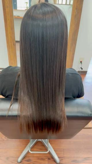 ARTオリジナル酸性ストレートとトリートメント
1度はやってみたい!なってみたいサラサラツヤツヤヘア
そんな願いを叶えるメニューです