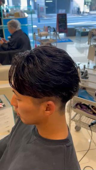 パーマ メンズ メンズパーマ 副店長ユウタのヘアスタイル