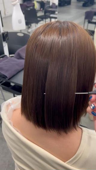 ブリーチなしカラー、髪質改善お任せ下さい
・
・
・
【カラー】
お客様1人1人に寄り添ったカウンセリングで、皆様の理想に近づけるような提案をさせていただきます
・
・
・ 
【髪質改善トリートメント】
初カラーでダメージが心配な方、ブリーチ等で髪が傷んでしまった方、髪質改善トリートメントでサラツヤヘアを保ちます 