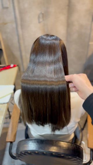 うねりや広がり、パヤパヤが気になる方縮毛矯正でかなり変わります！ 現在デビュー前なので整えもしくはカットをさせて頂いております！ 是非ご予約お待ちしております 