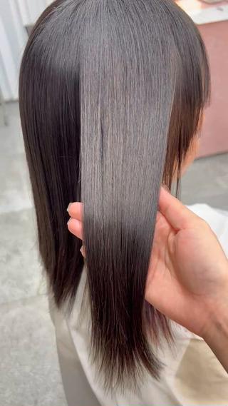 セミロング 小川真歩/パーマ /暖色オリーブのヘアスタイル