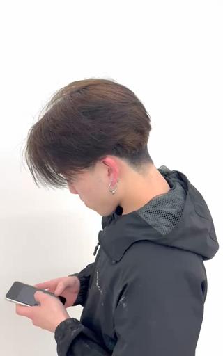 ~ 毛流れカット
ノーセットでも決まります！是非オーダーお待ちしております！ 