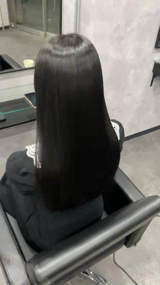 髪質改善カラー/ブルーブラック

カラーと同時にケアもできちゃう、 