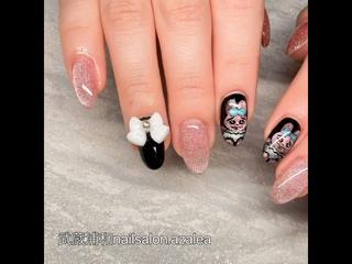 ネイル R inのネイルデザイン