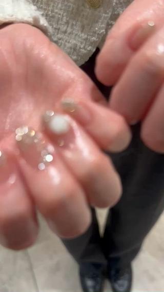 ラメグラ×白薔薇ネイル 