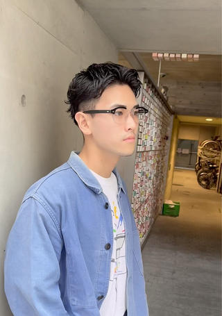 スパイキーショートパーマ
かなりセットも楽になるし大人な雰囲気がでる！ 