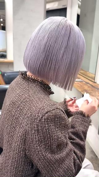 Whiteにも絶妙なニュアンスを持たせます！！ 