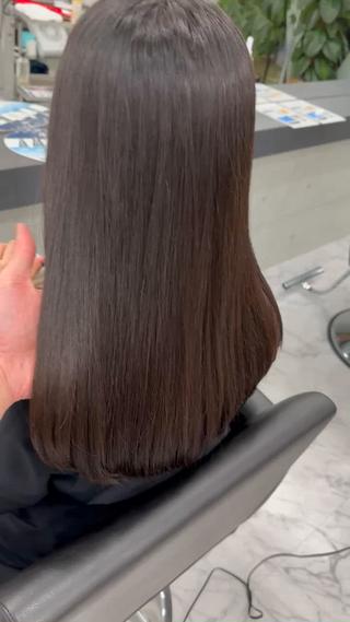 セミロング Endearing 銀座/レイヤーカットのヘアスタイル