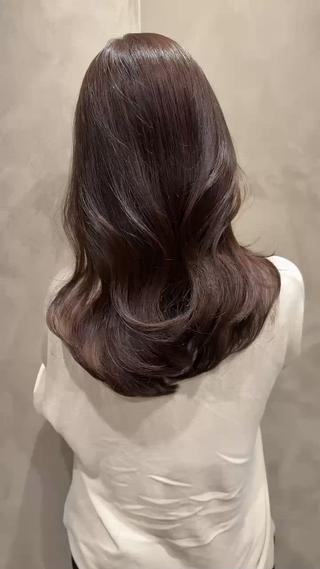 セミロング L'EANE THE TOKYO所属・美顔形成カット｜青山 髪質改善｜三浦秀太郎のヘアスタイル