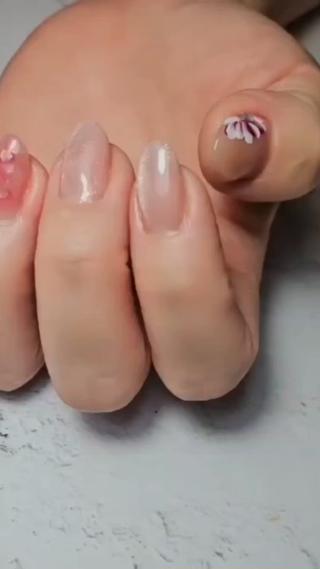 さりげなくフラワーを手描きで❁
マグネットも控えめなのでお花が
引き立ちます♡
フィルインオフ・丁寧ケア込

 