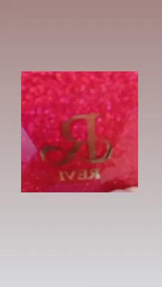 マスクにつかない、艶々ファンデーション

 